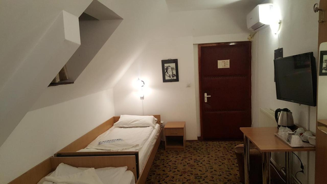 Pensiunea Podul Minciunilor Sibiu Exterior photo